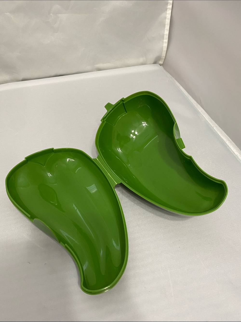 Tupperware Produce/Snack Container - Picture 6 of 16